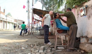 Janakpur Pete admires barber7750