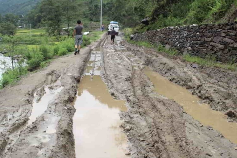 road to thangpalko summer 2012