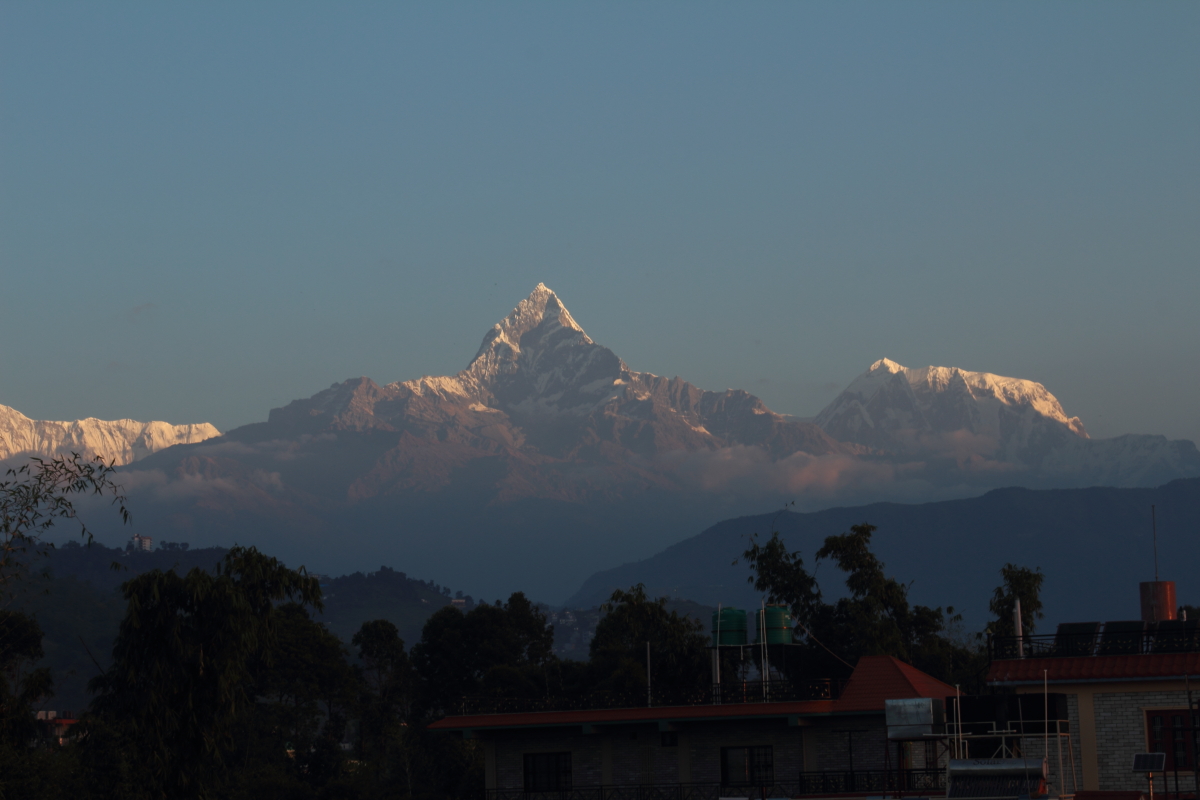tihar-annapurna-from-pokhara-sunrise-9764