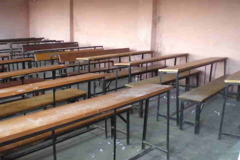 classroom benches feat image