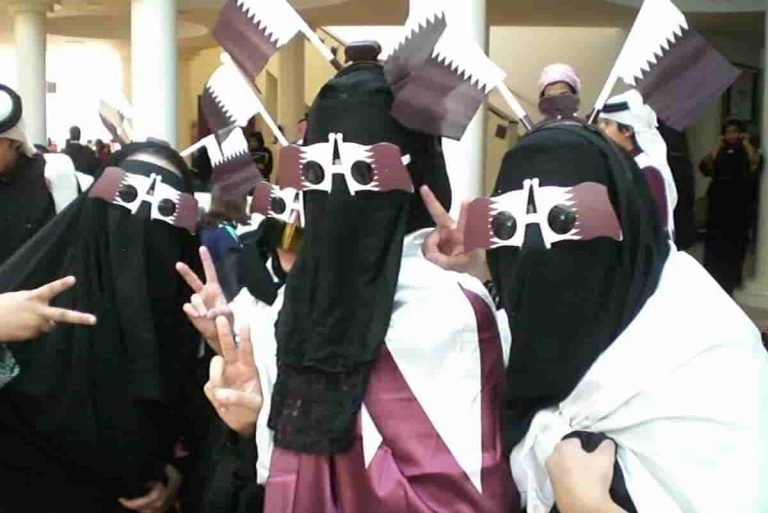 girls in hijab Qatar 5964 feat image