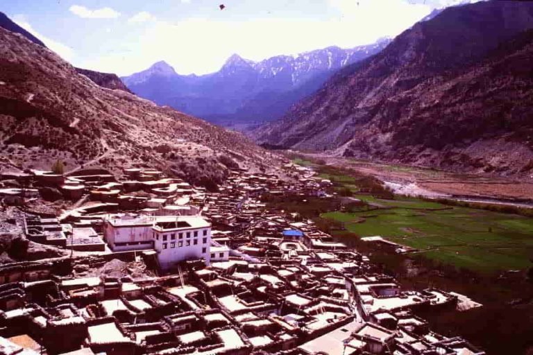 marpha village April 2000
