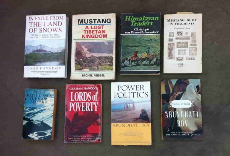 eight books VII feat image