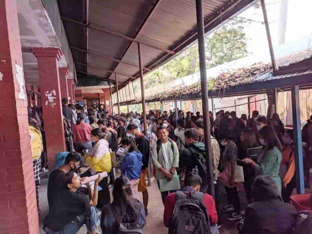 Student waiting to submit their application for No Objection Letter